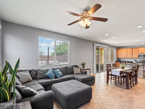 11471 E Squash Blossom Loop, Tucson, AZ 85747 photo 7