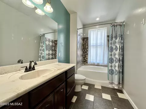 Bath - 508 N Eagle Meadow Loop, Thatcher, AZ 85552 photo 5 of 5