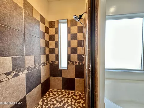 Bath - 508 N Eagle Meadow Loop, Thatcher, AZ 85552 photo 4 of 5