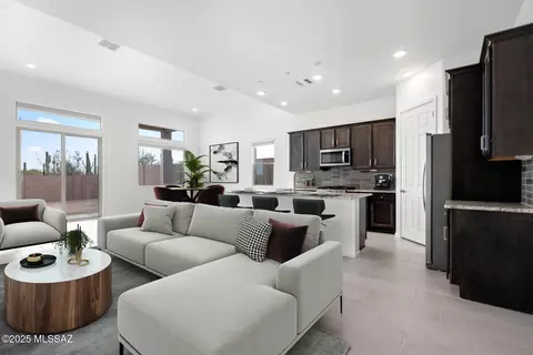 7509 W Janusia Ln, Marana, AZ 85658