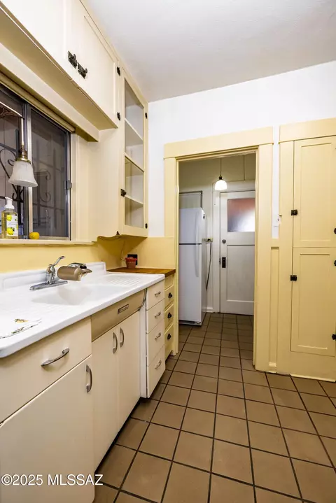 1809 E 8th St, Tucson, AZ 85719 photo 20