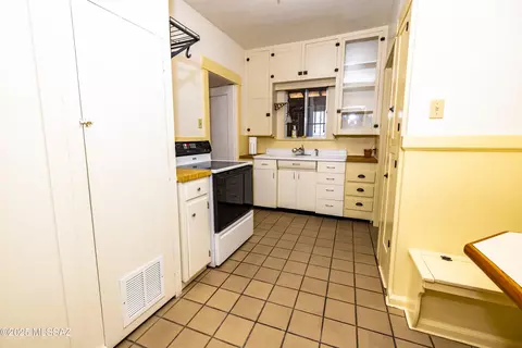 1809 E 8th St, Tucson, AZ 85719 photo 4