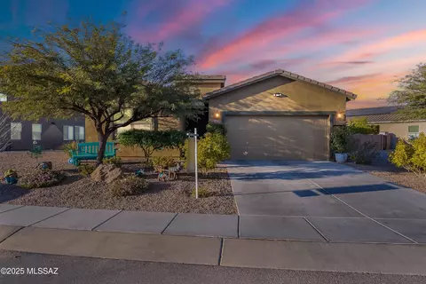 1123 E Lumberjack Trl, Sahuarita, AZ 85629