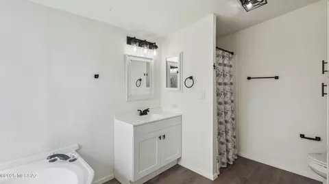4770 E Thunder Ln, Hereford, AZ 85615 photo 35
