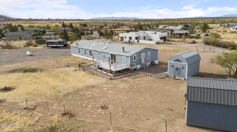 4770 E Thunder Ln, Hereford, AZ 85615 photo 9