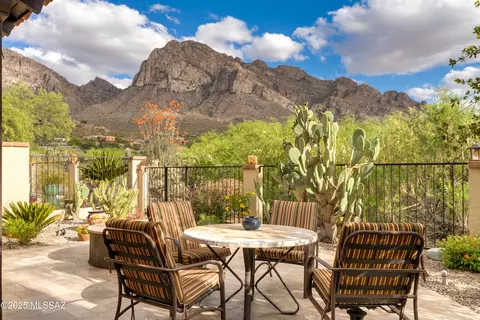 950 Camino Corrida, Oro Valley, AZ 85704