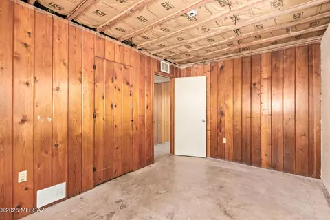 Bedroom - 202 E Jacinto St, Tucson, AZ 85705 photo 2 of 3