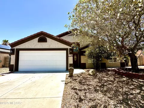 545 W Keisha Ln, Safford, AZ 85546