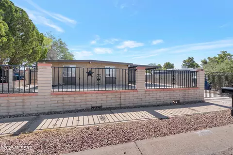 4685 S Martin Ave, Tucson, AZ 85714