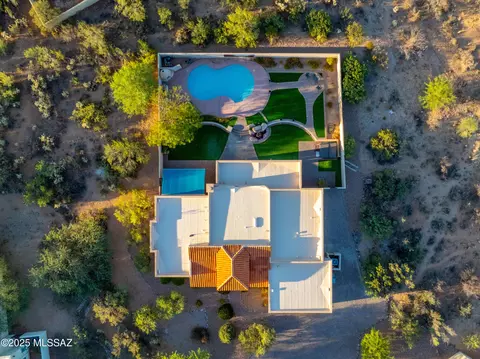 2480 Winding Pl, Tucson, AZ 85749