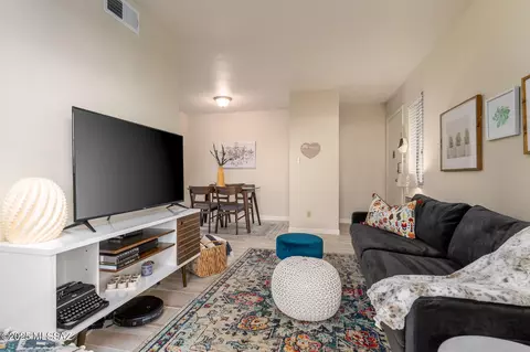 1745 E Glenn St #115, Tucson, AZ 85719