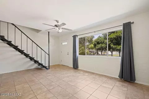 8170 E Broadway Blvd #K5, Tucson, AZ 85710