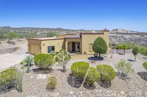 212 Charro Ct, Tubac, AZ 85646