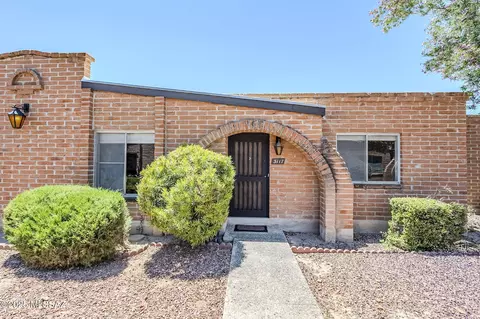 3117 N Laurel Ave, Tucson, AZ 85712