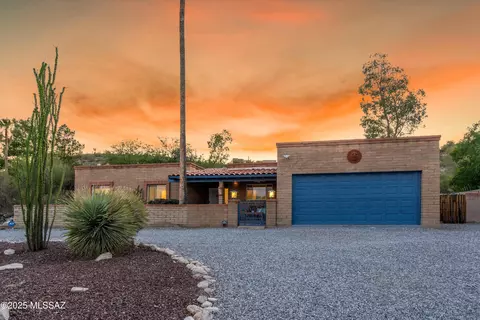 8411 E Tourmaline Dr, Tucson, AZ 85750