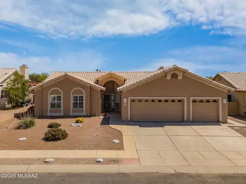 Exterior - 10030 E Paseo San Bruno, Tucson, AZ 85747 photo 2 of 8