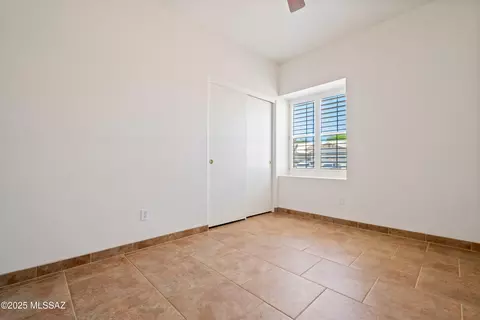 Bedroom - 10030 E Paseo San Bruno, Tucson, AZ 85747 photo 5 of 6