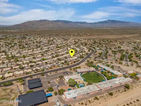View/Area - 10030 E Paseo San Bruno, Tucson, AZ 85747 photo 3 of 3