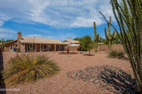 Exterior - 10030 E Paseo San Bruno, Tucson, AZ 85747 photo 3 of 8