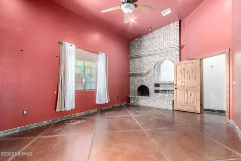 Living - 2301 W Holladay St, Tucson, AZ 85746 photo 5 of 5