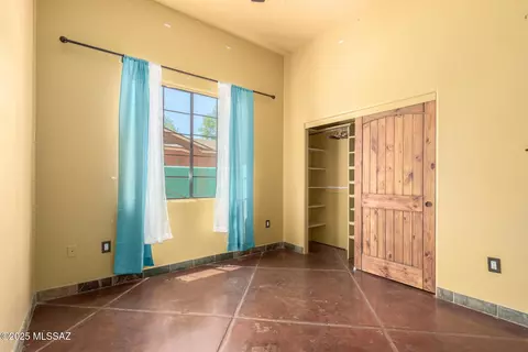 Other - 2301 W Holladay St, Tucson, AZ 85746 photo 5 of 7