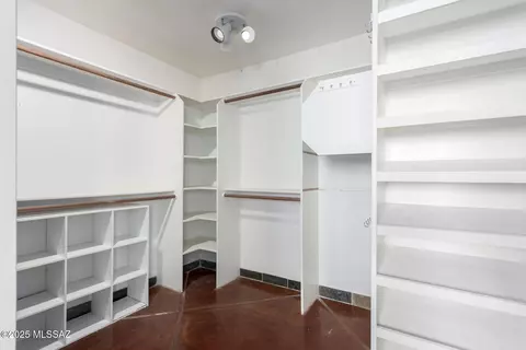 Other - 2301 W Holladay St, Tucson, AZ 85746 photo 2 of 7