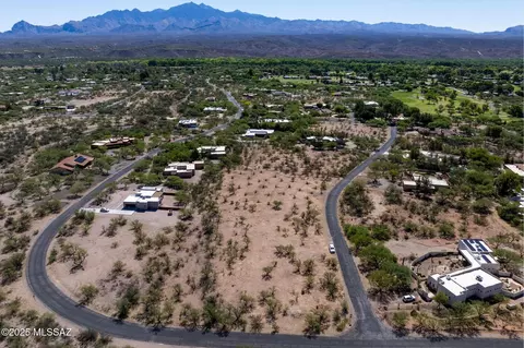 2 Avenida Marquez, Tubac, AZ 85646
