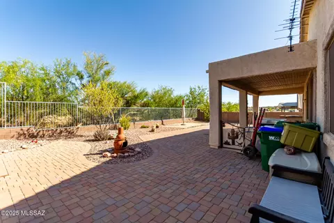 Exterior - 13870 E Va Valderrama, Vail, AZ 85641 photo 7 of 8