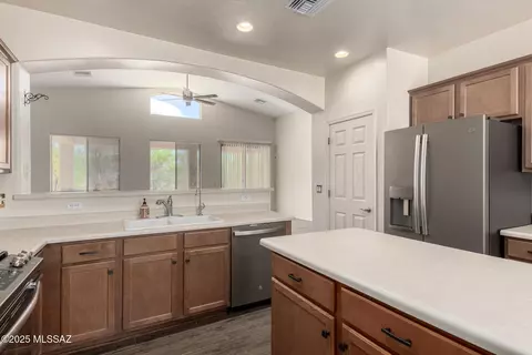 Other - 13870 E Va Valderrama, Vail, AZ 85641 photo 4 of 12