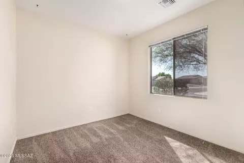 Bedroom - 13870 E Va Valderrama, Vail, AZ 85641 photo 6 of 6