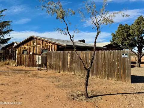 861 W Victory St, Cochise, AZ 85606