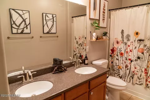 Bath - 604 W Grantham St, Vail, AZ 85641 photo 2 of 5