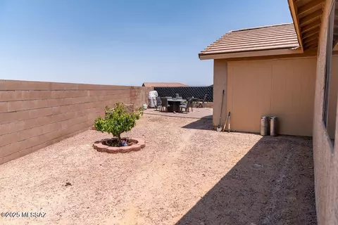 Exterior - 604 W Grantham St, Vail, AZ 85641 photo 13 of 15