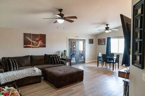 Living - 604 W Grantham St, Vail, AZ 85641 photo 1 of 1