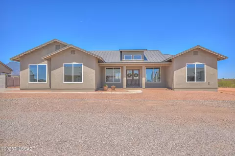 4098 S Lois Ln, Sierra Vista, AZ 85650