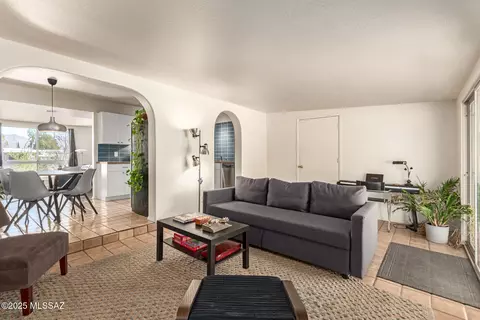 Living - 4678 E 25th St, Tucson, AZ 85711 photo 1 of 6