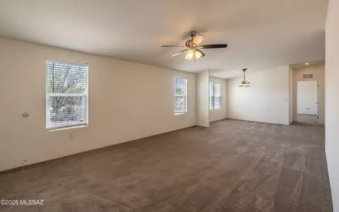 13595 E Bright Sky Loop, Vail, AZ 85641 photo 10