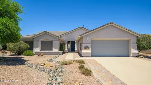 1149 N Desert Deer Pass, Green Valley, AZ 85614