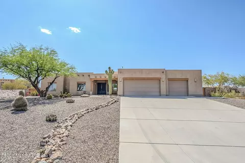 5521 N Desert Saguaro Ct, Tucson, AZ 85745