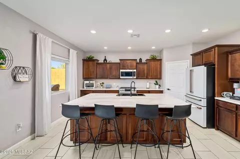 Kitchen - 12111 E Domnitch Dr, Vail, AZ 85641 photo 1 of 4