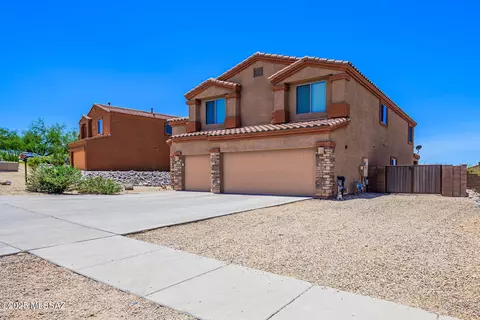738 S Willis Ray Ave, Vail, AZ 85641