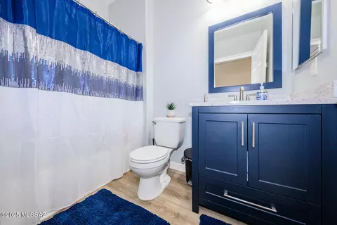 Bath - 738 S Willis Ray Ave, Vail, AZ 85641 photo 1 of 4