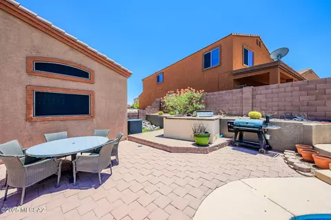 Exterior - 738 S Willis Ray Ave, Vail, AZ 85641 photo 7 of 12