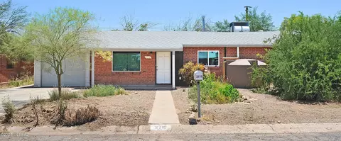 2710 N Baxter Ave, Tucson, AZ 85716