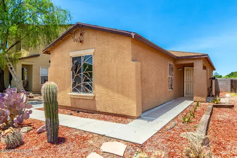 5482 S Monrovia Ave, Tucson, AZ 85706