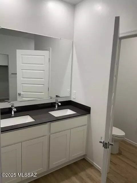 Bath - 12173 E Morris Carson Dr, Vail, AZ 85641 photo 1 of 2