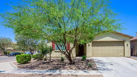 6860 E Via Arroyo Largo, Tucson, AZ 85756