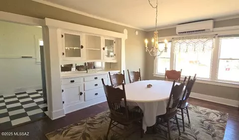Dining - 500 Bisbee Rd, Bisbee, AZ 85603 photo 4 of 4