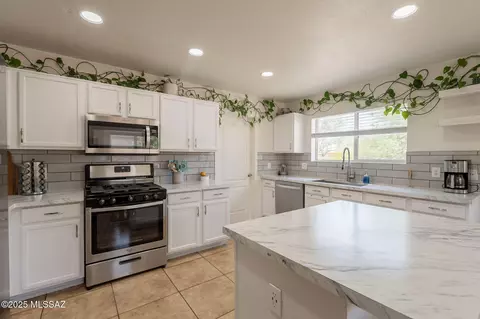 3418 S Desert Echo Rd, Tucson, AZ 85735