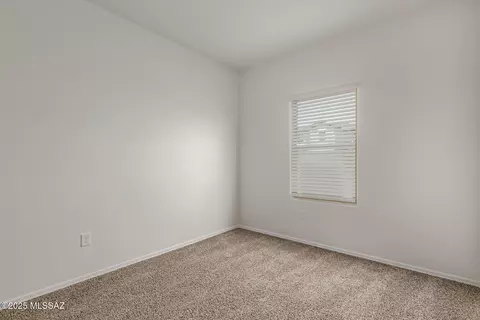 Bedroom - 9840 E Gray Hawk Dr, Tucson, AZ 85730 photo 8 of 9